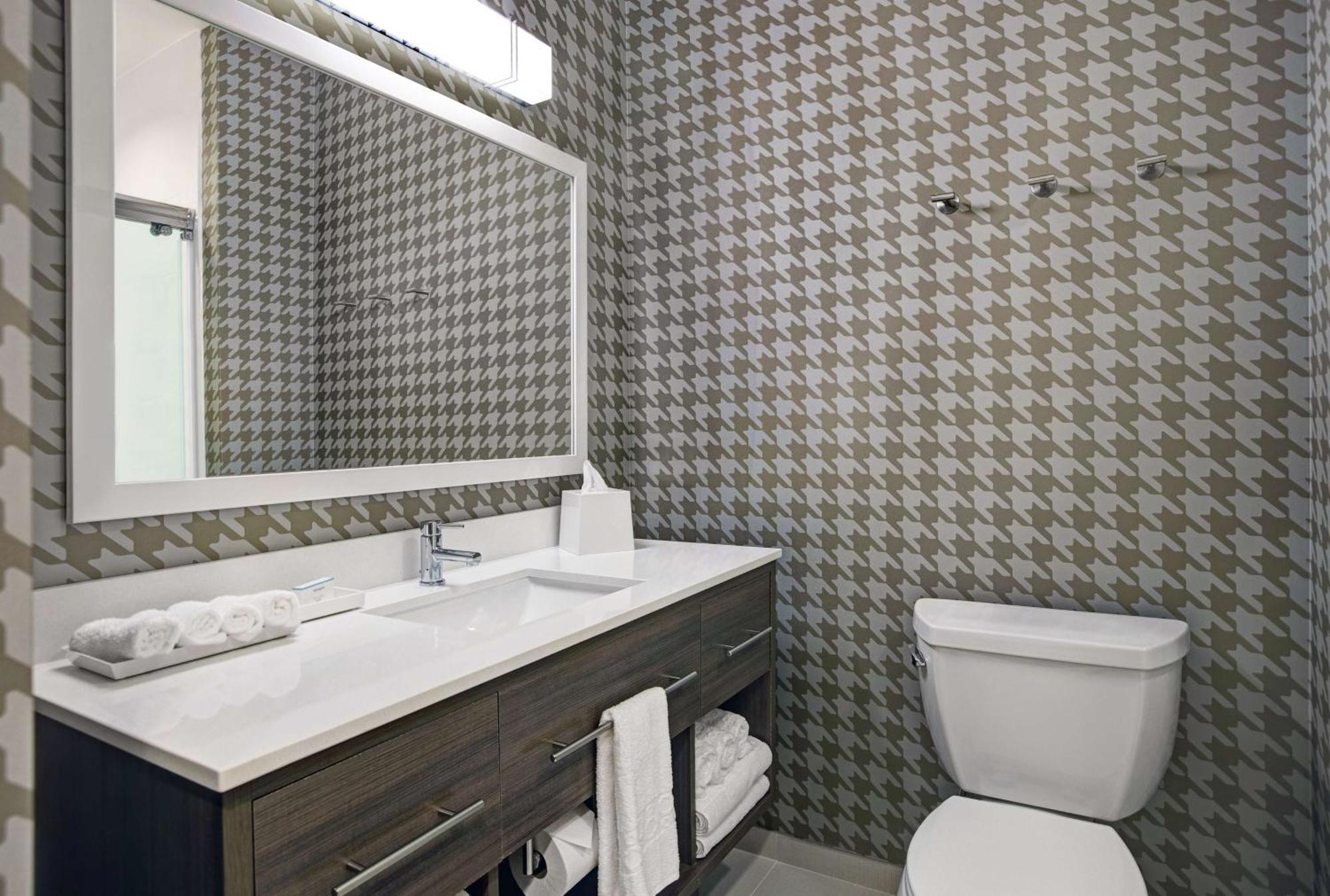Home2 Suites By Hilton Richmond Buitenkant foto